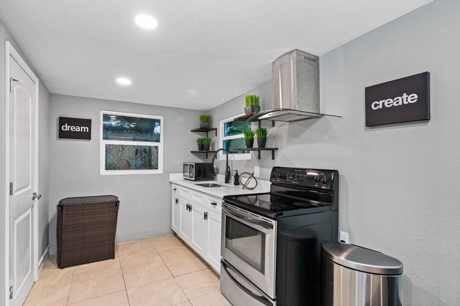 Modern House In Clearwater With Access To A Shared Swimming Pool Apartment Safety Harbor Ngoại thất bức ảnh